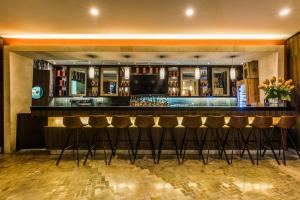 Ο χώρος του lounge ή του μπαρ στο Hotel Spiwak Chipichape Cali