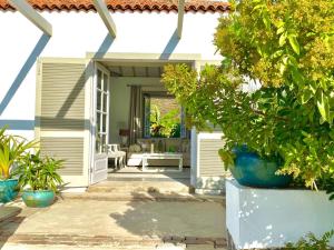 Ogród w obiekcie Casa Badana, Exclusiva Casa Privada con Piscina y Vistas al Mar