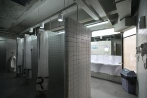 Koupelna v ubytování 深圳栖游青年旅馆Shenzhen Xi You Hostel