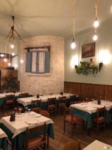 A restaurant or other place to eat at Il Sogno nel Vento