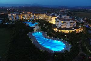 Bazén v ubytování Seaden Sea World Resort & Spa nebo v jeho okolí