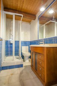 Phòng tắm tại Renovado Ático en Chamberí