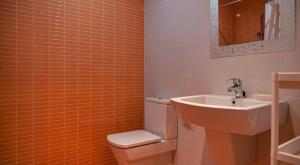 Koupelna v ubytování Okeanos sea view 2 bedrooms VR-M