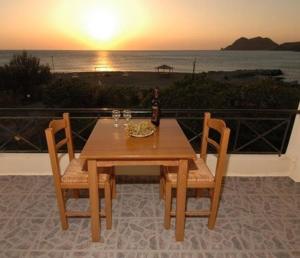 Gallery image of Akrogiali Apartments in Agios Ioannis Kaspaka