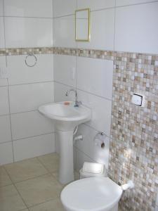 Koupelna v ubytování Chácara Recanto das Pedras - Socorro/SP - WiFi e Pebolim