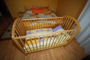 Ein Bett oder Betten in einem Zimmer der Unterkunft VIP Apartmany Besenova