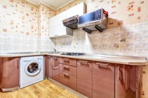 Kitchen o kitchenette sa 434 Апартаменты на Арбате Самый центр Отлично подходят для командированных и туристов