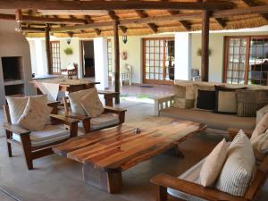 Χώρος καθιστικού στο Stoep Cafe Guest House