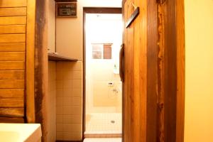 Ein Badezimmer in der Unterkunft Guesthouse Yululu