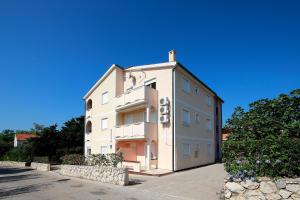 Gallery image of Apartments Matin in Novalja