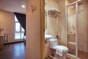 Koupelna v ubytování ZONE Hotels, Telok Panglima Garang