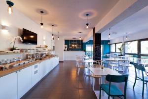 Restoran atau tempat lain untuk makan di Kyriad Lyon Sud - Saint Genis Laval