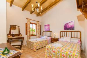 Posteľ alebo postele v izbe v ubytovaní Finca SA ROTA by Mallorca Villa Selection + 16 fotografií