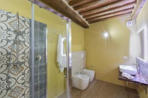 Łazienka w obiekcie B&B Gli Archi