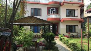 Zahrada ubytování Nepali Cottage Guest House