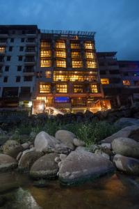 O edifício em que o hotel se localiza