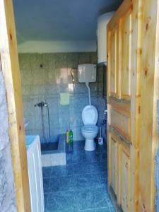 A bathroom at Camp Zabojsko lake