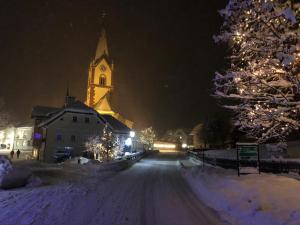 Obiekt Panoramahaus Steiner zimą