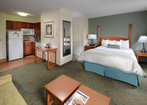 Galeriebild der Unterkunft Staybridge Suites Raleigh-Durham Airport-Morrisville, an IHG Hotel in Morrisville