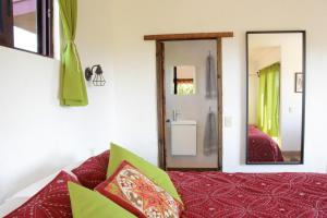 Postel nebo postele na pokoji v ubytování Quinta Maria en la Ruta del Vino