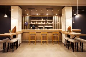 Εστιατόριο ή άλλο μέρος για φαγητό στο Holiday Inn Express - Saarbrücken by IHG