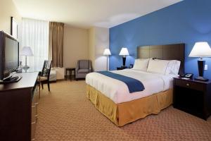 TV a/nebo společenská místnost v ubytování Intercity Hotels San Pedro Sula