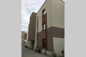 Budova, v ktorej sa apartmán nachádza
