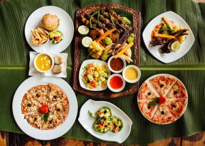 Svečiams siūlomi pietų ir (arba) vakarienės variantai apgyvendinimo įstaigoje Weru Weru River Lodge