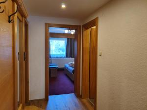 Voodi või voodid majutusasutuse Appartements Karlinger toas