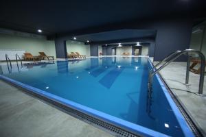 Басейн в Zepter Hotel Vrnjacka Banja, member of Zepter Hotels або поблизу