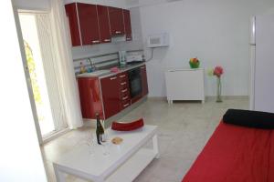 Kuchyň nebo kuchyňský kout v ubytování Apartamento Oasis - Deniasol