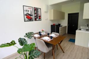 Køkken eller tekøkken på MOUNTAIN VIEW COZY HOME @ MIDHILLS GENTING