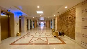 El vestíbulo o zona de recepción de Perissia Hotel & Convention Centre