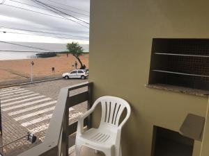 Ein Balkon oder eine Terrasse in der Unterkunft Lindo Apto. Frente Praia (Cond. Dom Felippe)