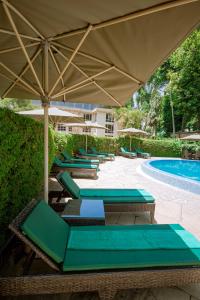 Bazén v ubytování SG Premium Resort nebo v jeho okolí
