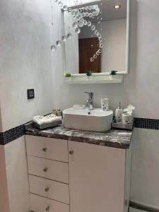 Kylpyhuone majoituspaikassa Amazing luxury flat