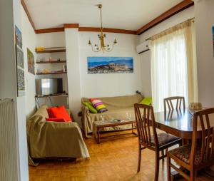 Część wypoczynkowa w obiekcie Cosy apartment for 4