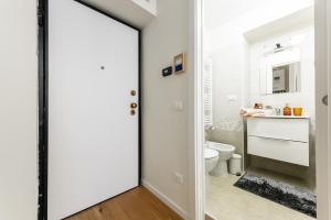 Ванная комната в The Small Cozy Studio Porta Venezia