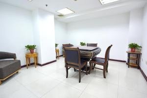南京玄武湖智选假日酒店的休息区