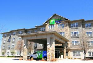 Holiday Inn Express Hotel & Suites Chicago West Roselle, an IHG Hotel