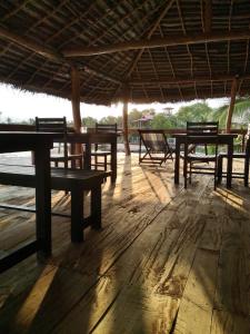 Restoran või mõni muu söögikoht majutusasutuses Hideaway Lodge