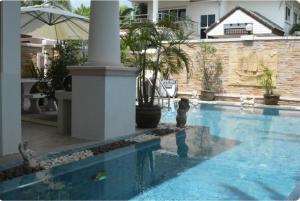 4 Bedroom Superior South Pattaya Gated Villa Beachfront平面圖