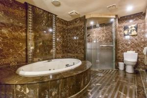Bagno di Love Tree Motel