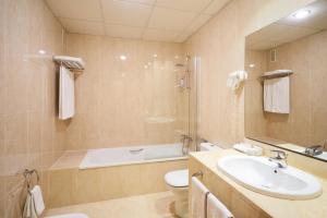 Koupelna v ubytování Hotel Guadalmedina