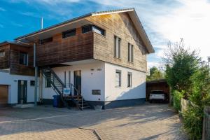 Gallery image of Ferien-Lodge Lindau - Private Sauna & nah am See in Lindau