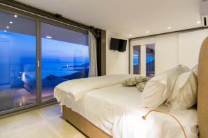 Fotografia z galérie ubytovania Luxury Glass Villas v destinácii Syvota