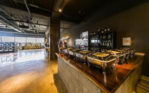 CM Park Hotel餐厅或其他用餐的地方