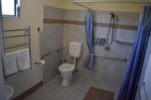 Vonios kambarys apgyvendinimo įstaigoje Redgate Beach Escape