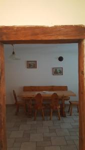 Fotografie z fotogalerie ubytování La Tour v destinaci Gignod + 19 fotografií