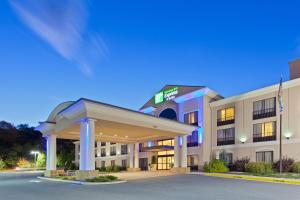 Imagen de la galería de Holiday Inn Express and Suites Winchester, an IHG Hotel, en Winchester